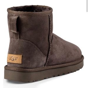 Ugg Australia classic brown mini boot